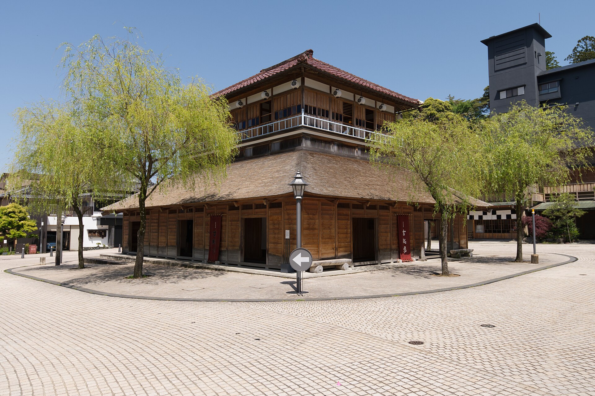 El Ko-Sōyu, antiguo baño público reconstruido en el centro de Yamashiro Onsen, debajo de Beniya Mukayu