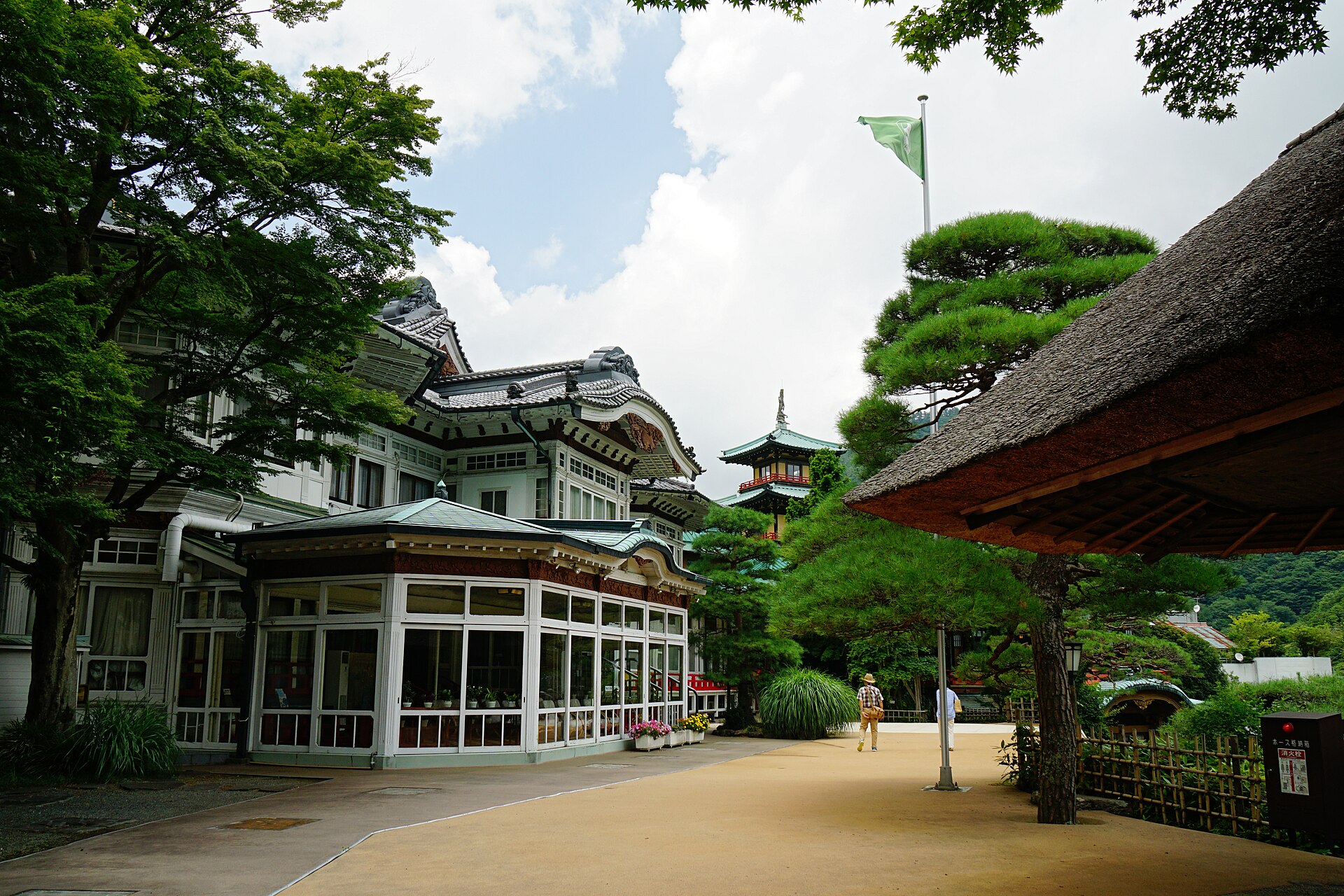 El Fujiya Hotel en Miyanoshita, a unos 400 m del ryokan